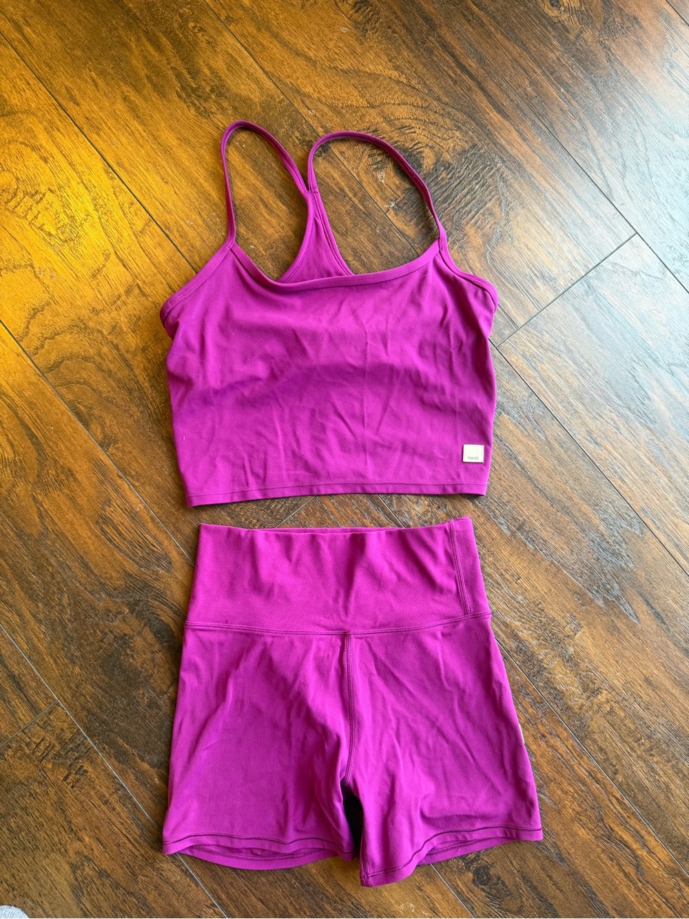 Vuori Magenta top & High-Waist Shorts Set